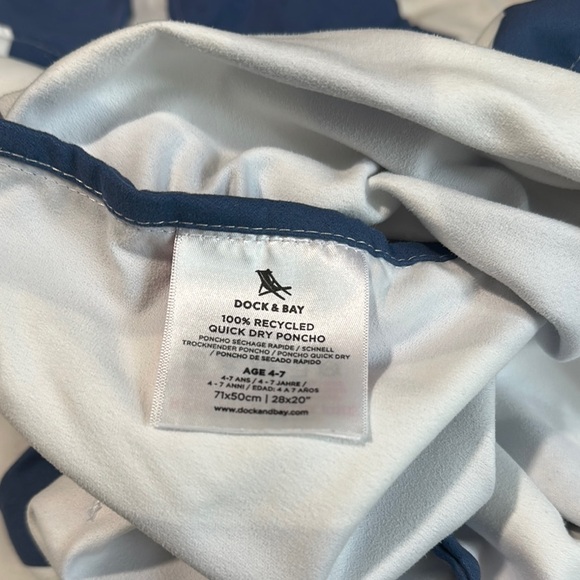 Dock and Bay Poncho Kids - Whitsunday Blue Age 4-7 - Picture 2 of 4